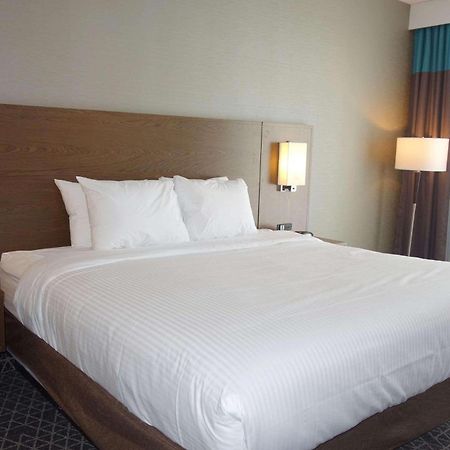 Park Inn By Radisson Brampton, On Dış mekan fotoğraf