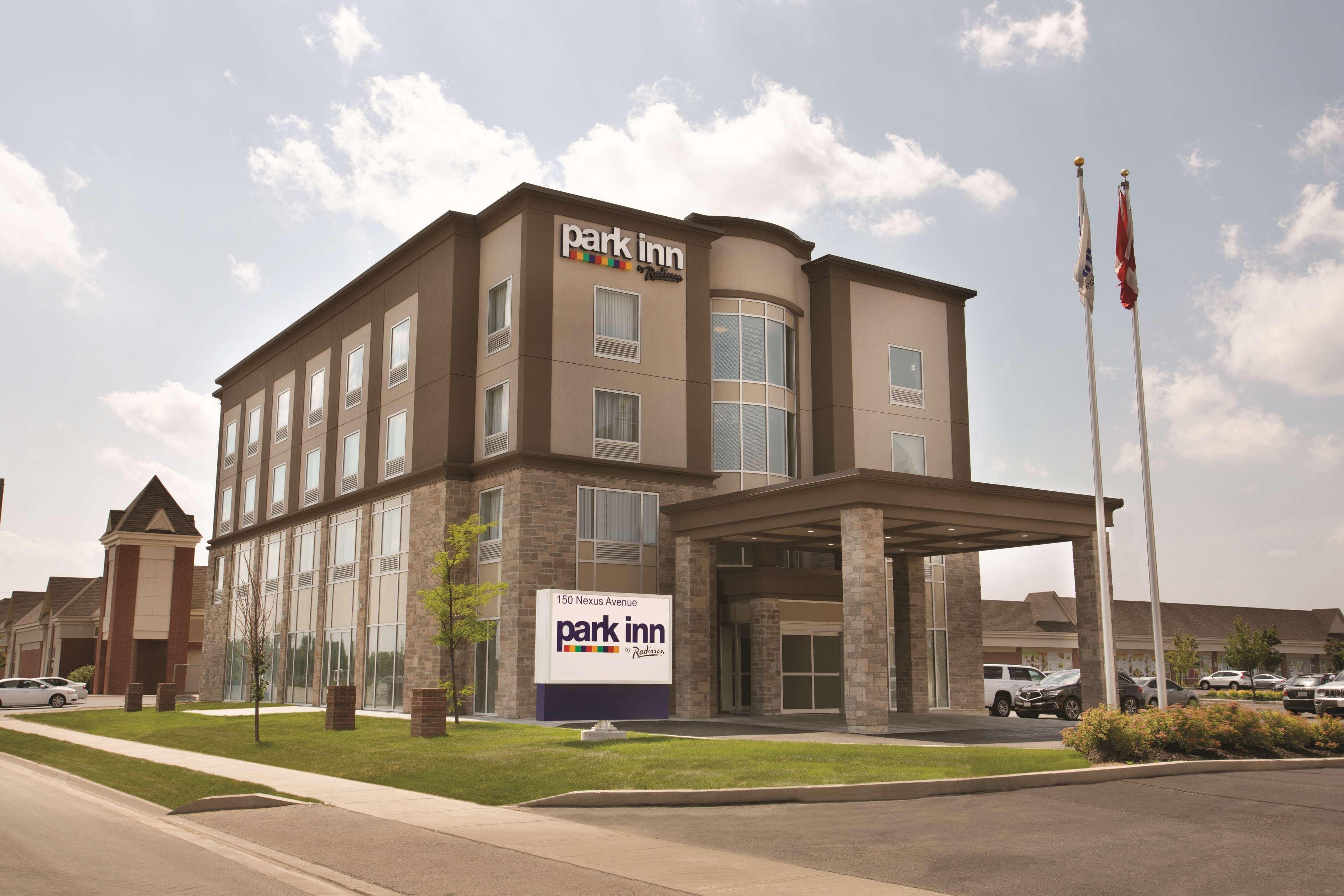 Park Inn By Radisson Brampton, On Dış mekan fotoğraf