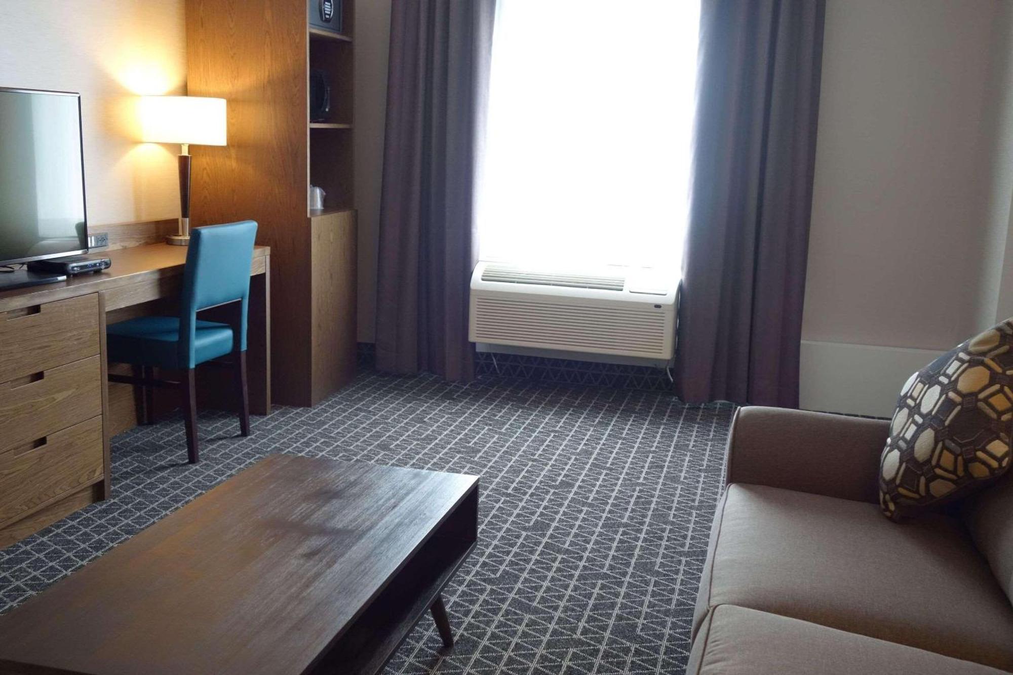 Park Inn By Radisson Brampton, On Dış mekan fotoğraf