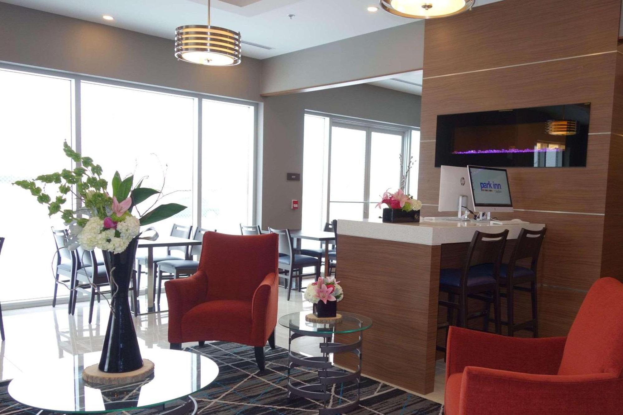 Park Inn By Radisson Brampton, On Dış mekan fotoğraf